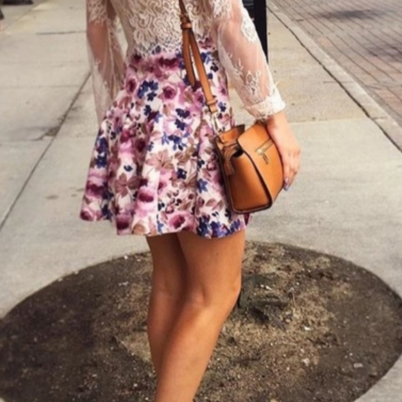 High-waisted floral skirt - Picture 3 of 3